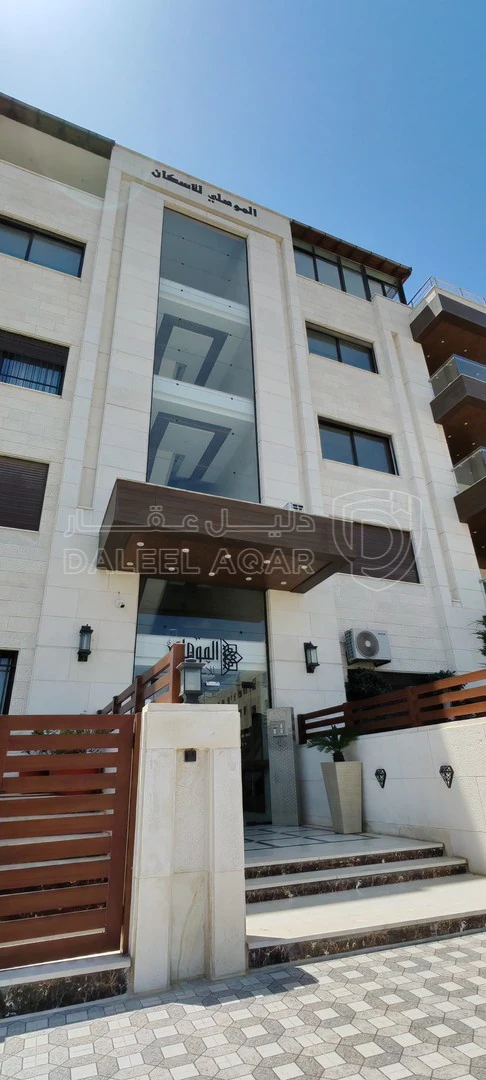 شقة في عمان - الرونق - 170,000 دأ - صورة 1